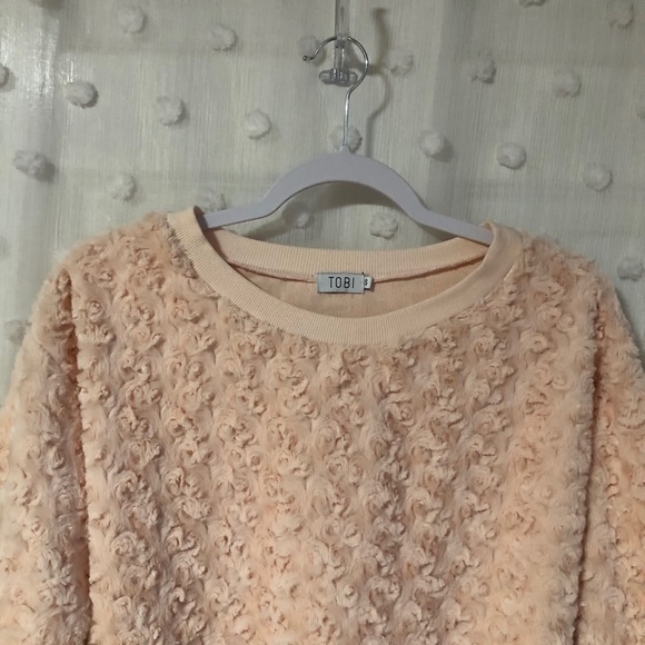Light Pink Cozy Sweater Soft Rose Pattern Small - Picture 3 of 12